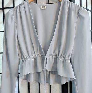 Aritzia Sunday Best Cropped Tie Front Blouse Pearl Grey Blue XXS